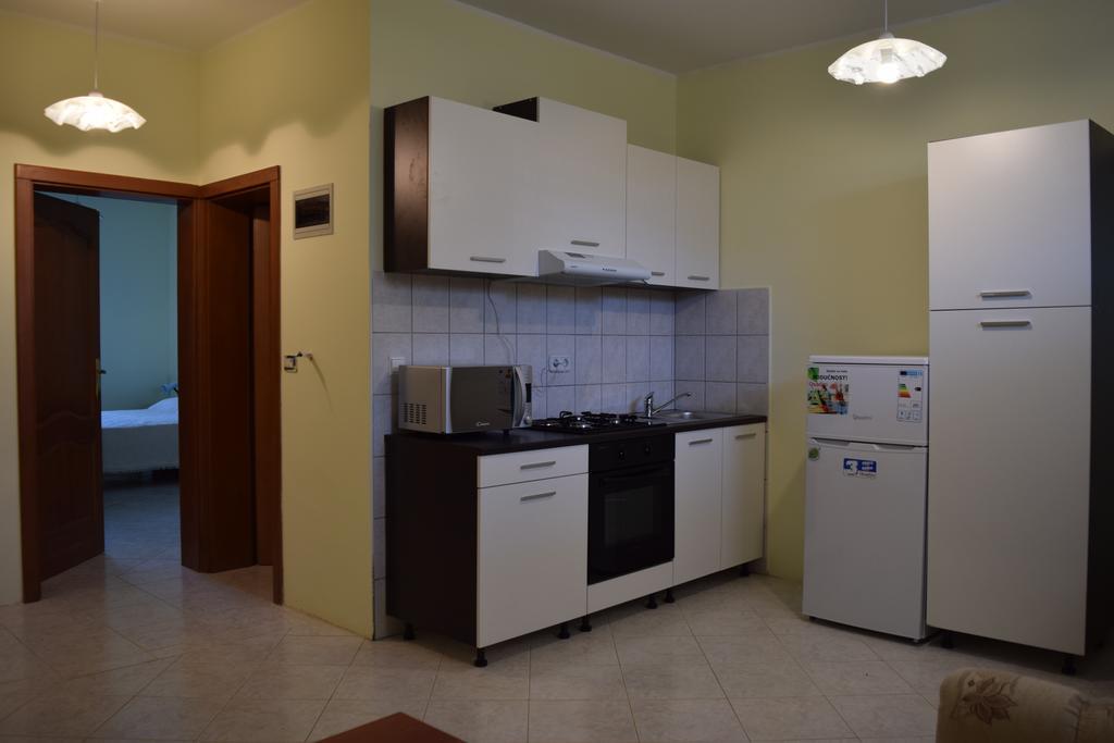 Apartment Vera Stinjan Exterior photo